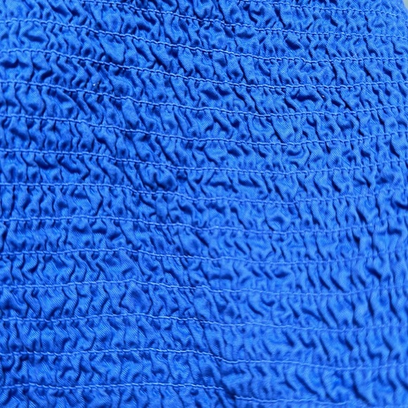 Old Navy Shirred Top - Picture 5 of 7